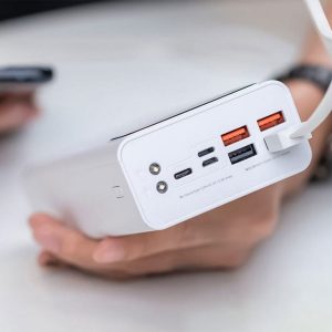 پاور بانک ریمکس مدل RPP-162 ظرفیت 50000 میلی آمپر ساعت